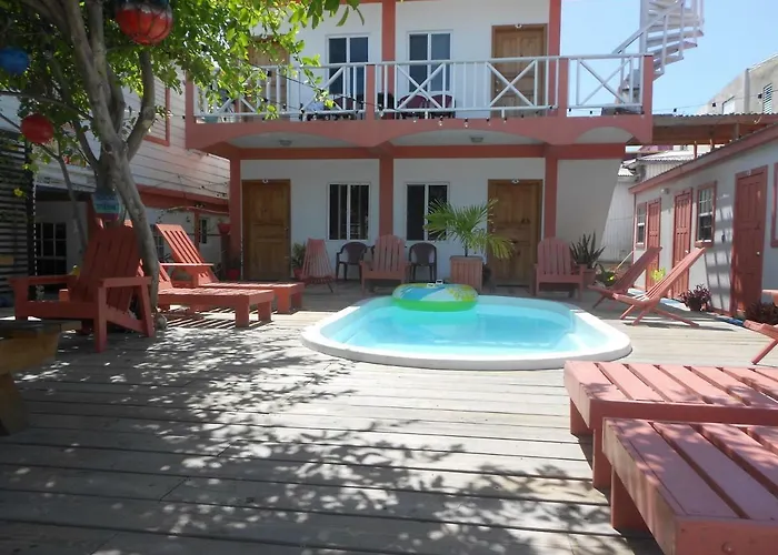 Hotel Ambergris Sunset 3*